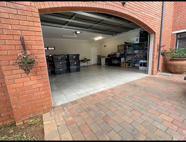 3 BEDROOM PROPERTY TO RENT IN ELDORAIGNE